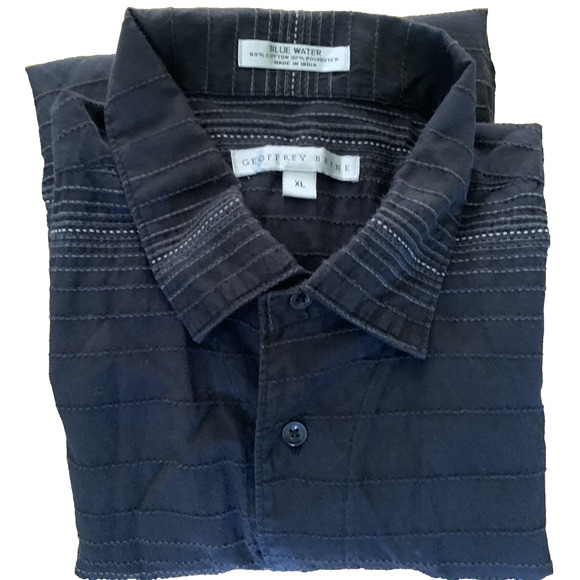 LOT OF 3 MEN'S SHORT SLEEVE BUTTON FRONT SHIRTS XL- IZOD & GEOFFREY BEENE - Picture 3 of 7